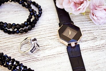 Best Custom Made Wedding Jewelry  Designs For Brides-To-Be